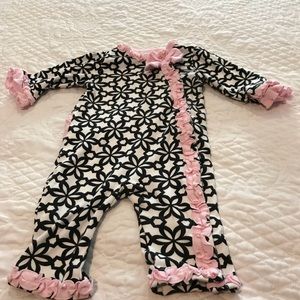 Baby girl one piece White/Black floral w/pink trim